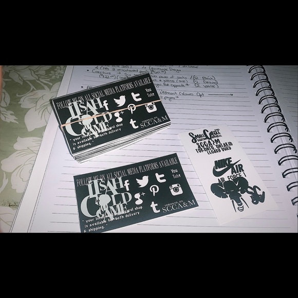 SMALL CIRCLE CUSTOM APPAREL (TORONTO, ONT) SERVICES & PREVIEWS - Picture 6 of 16